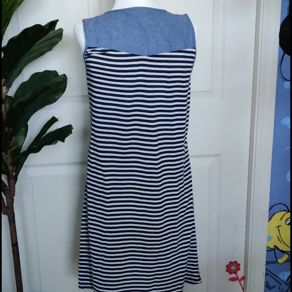 Elie McCarthy, sleeveless stripe chambray dress - Picture 3 of 5